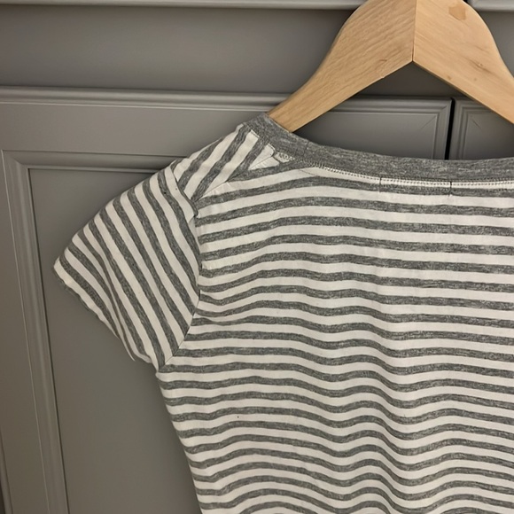 Womens grey/white striped crop top size small euc - Picture 6 of 8
